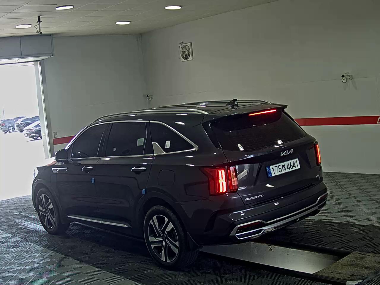 2023 - kia sorento
