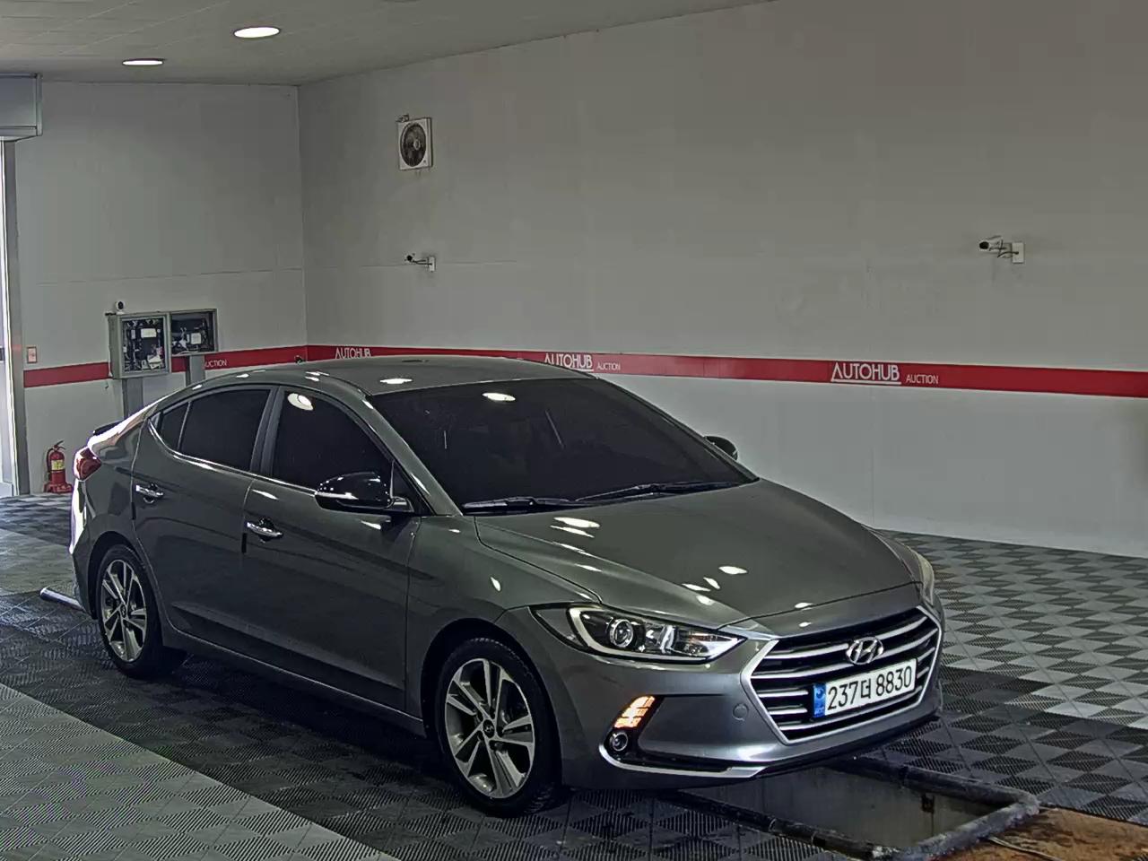 2016 - hyundai avante