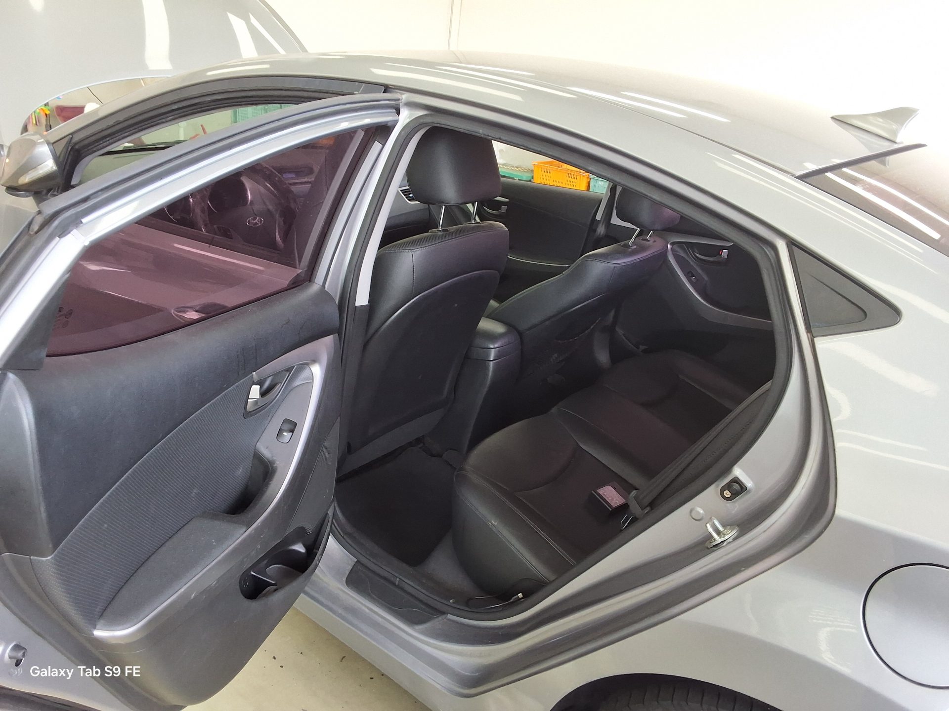 2014 - hyundai avante