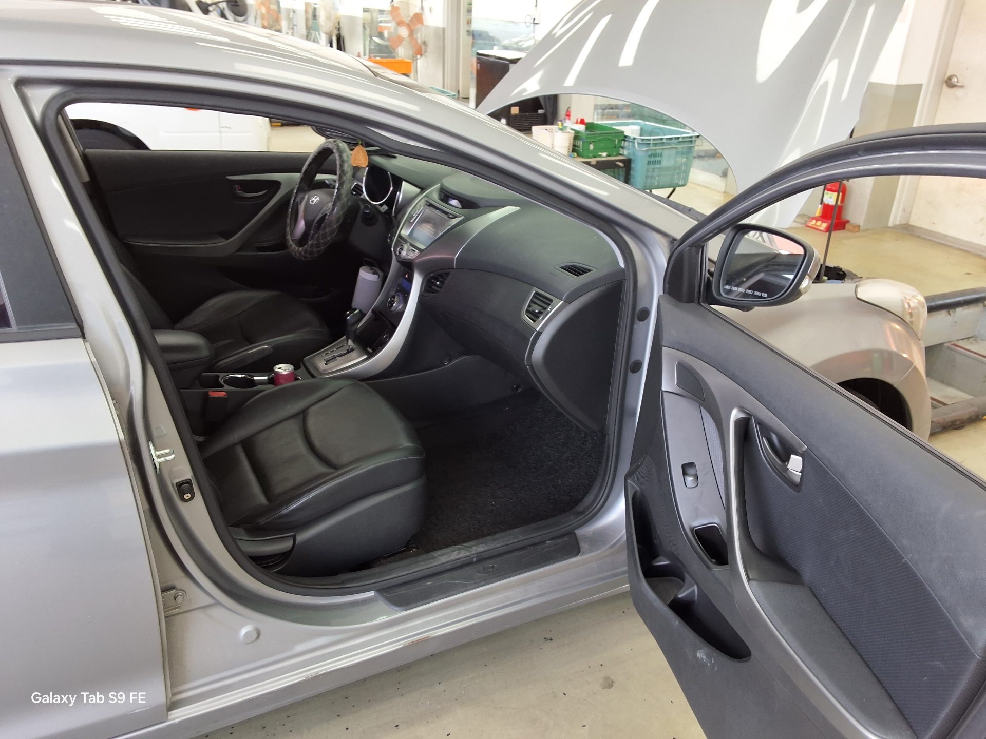 2014 - hyundai avante