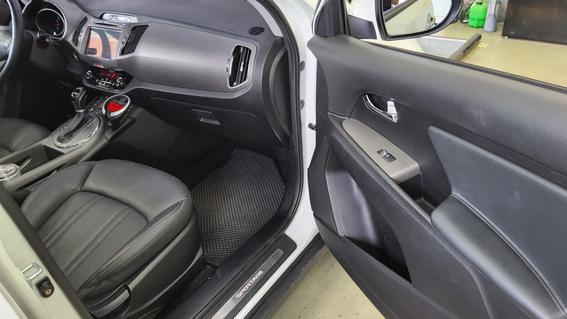 2014 - kia sportage