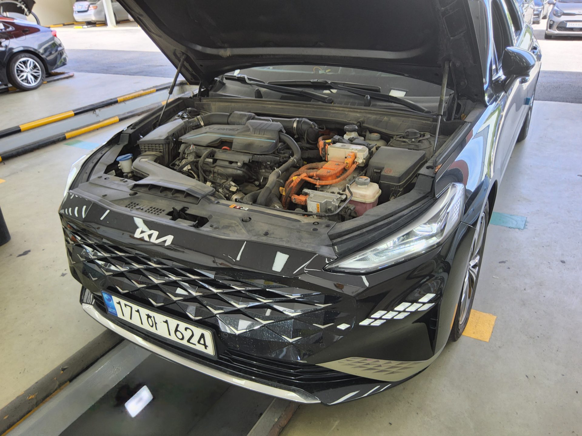 2022 - kia k8