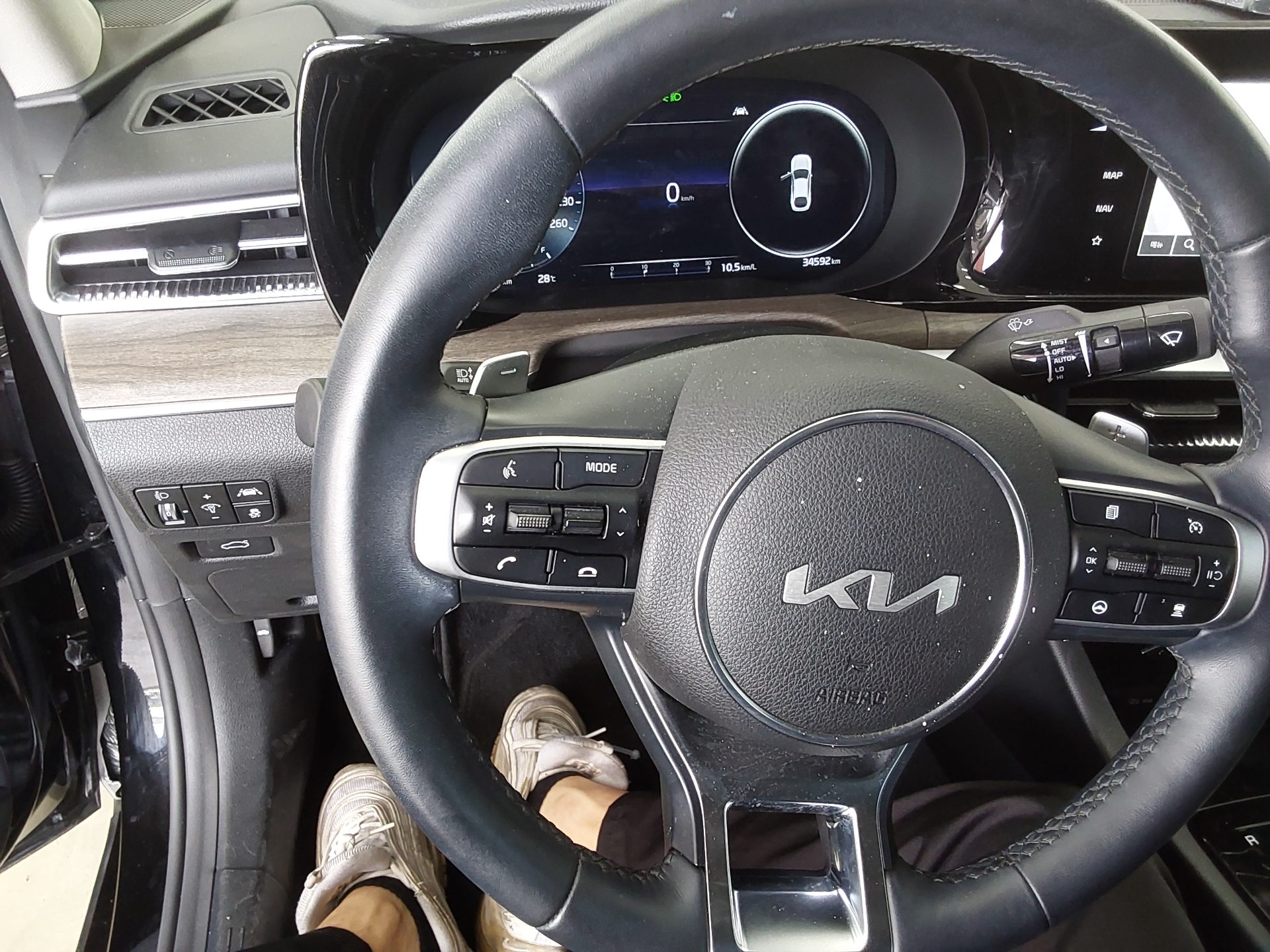 2023 - kia k5