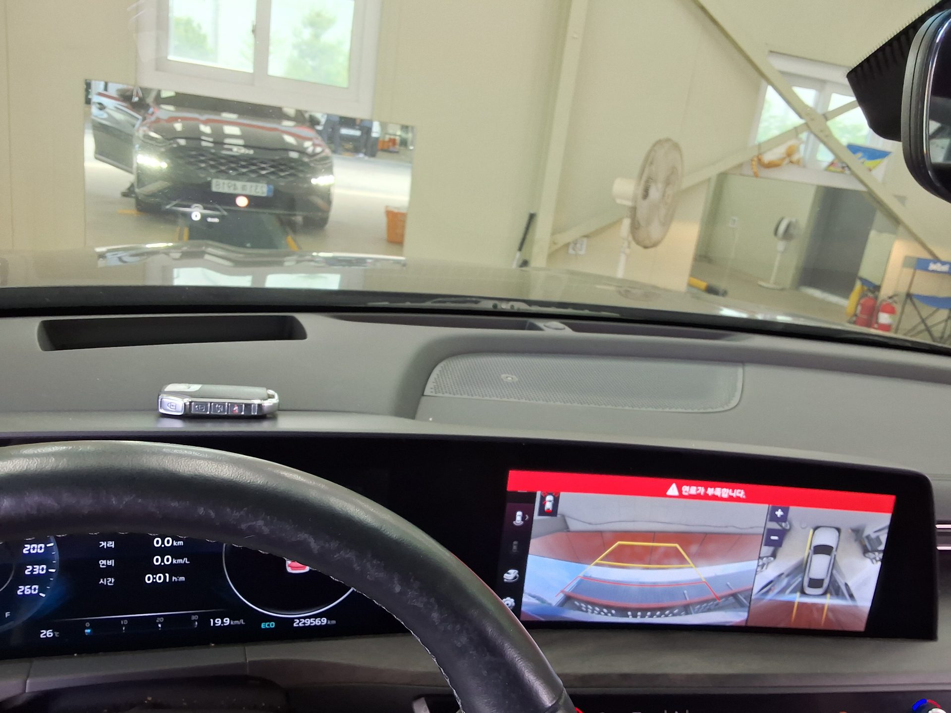 2022 - kia k8