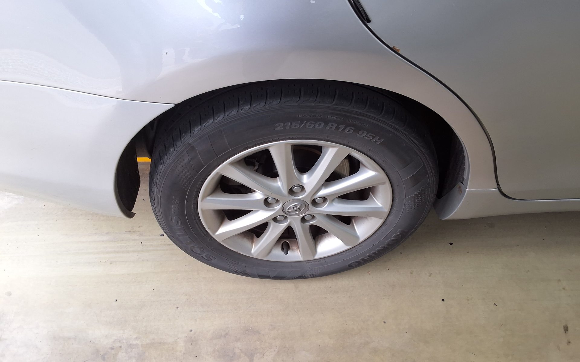 2011 - toyota camry