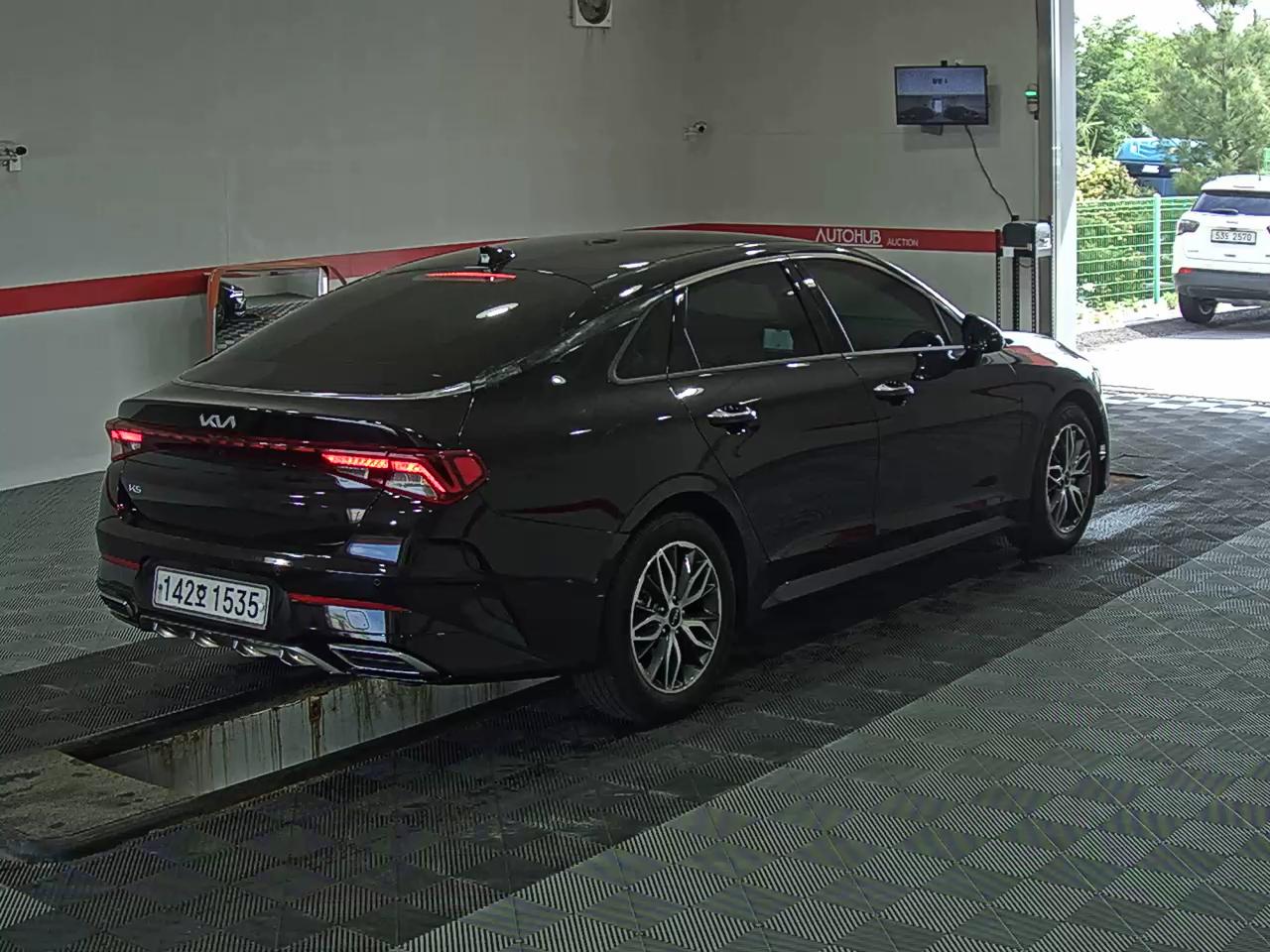 2023 - kia k5