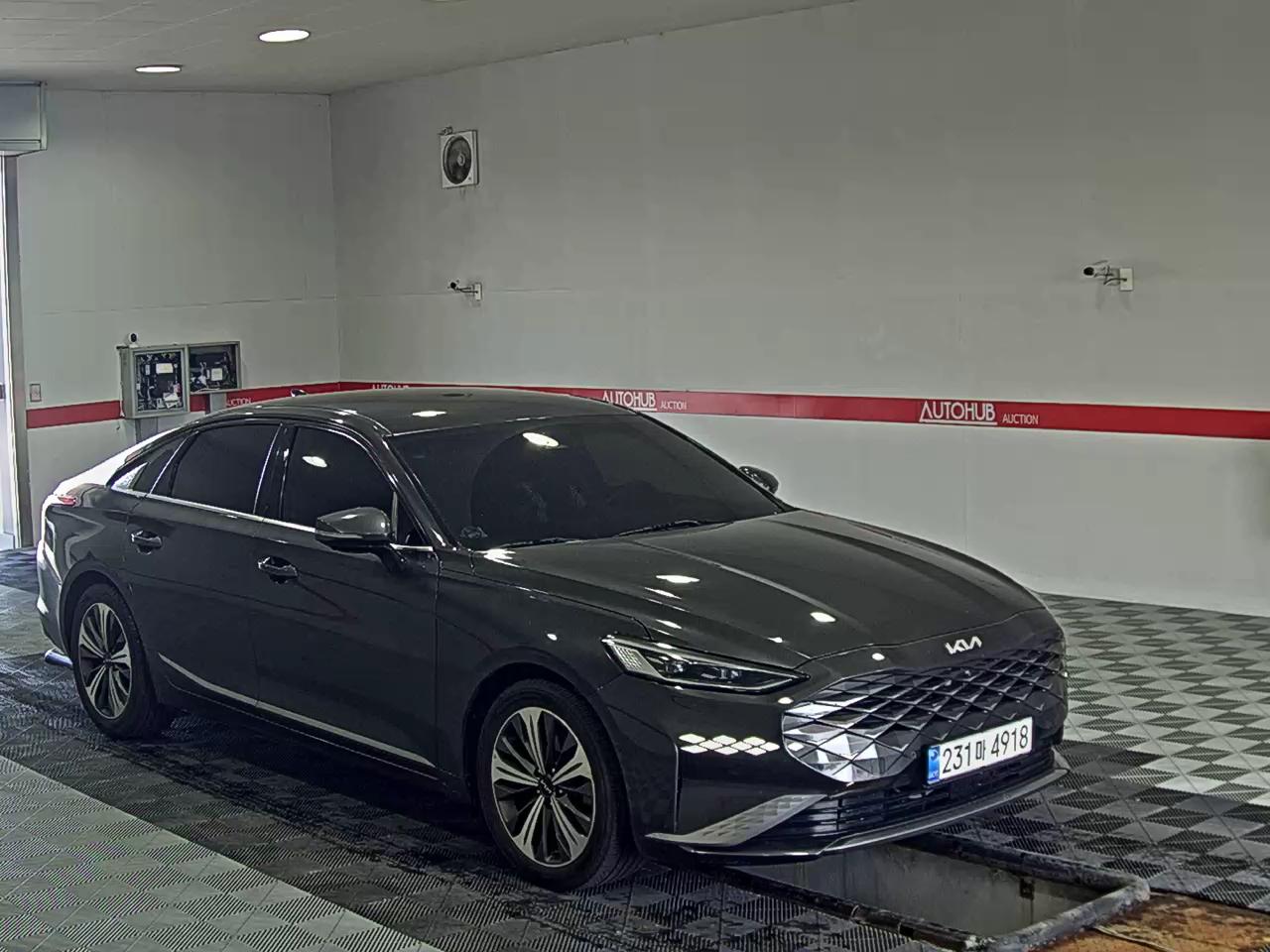2022 - kia k8