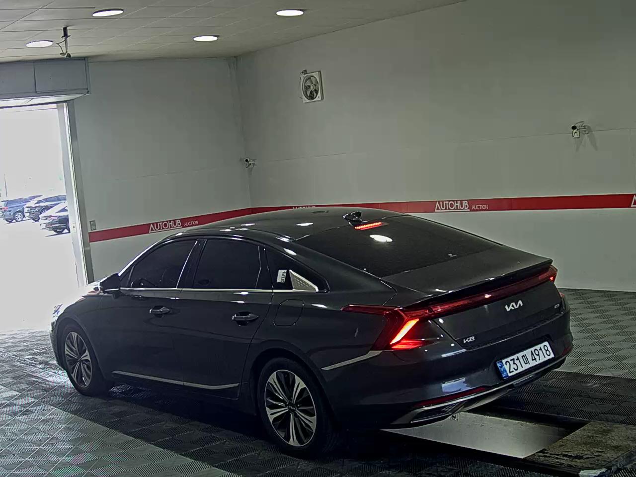 2022 - kia k8