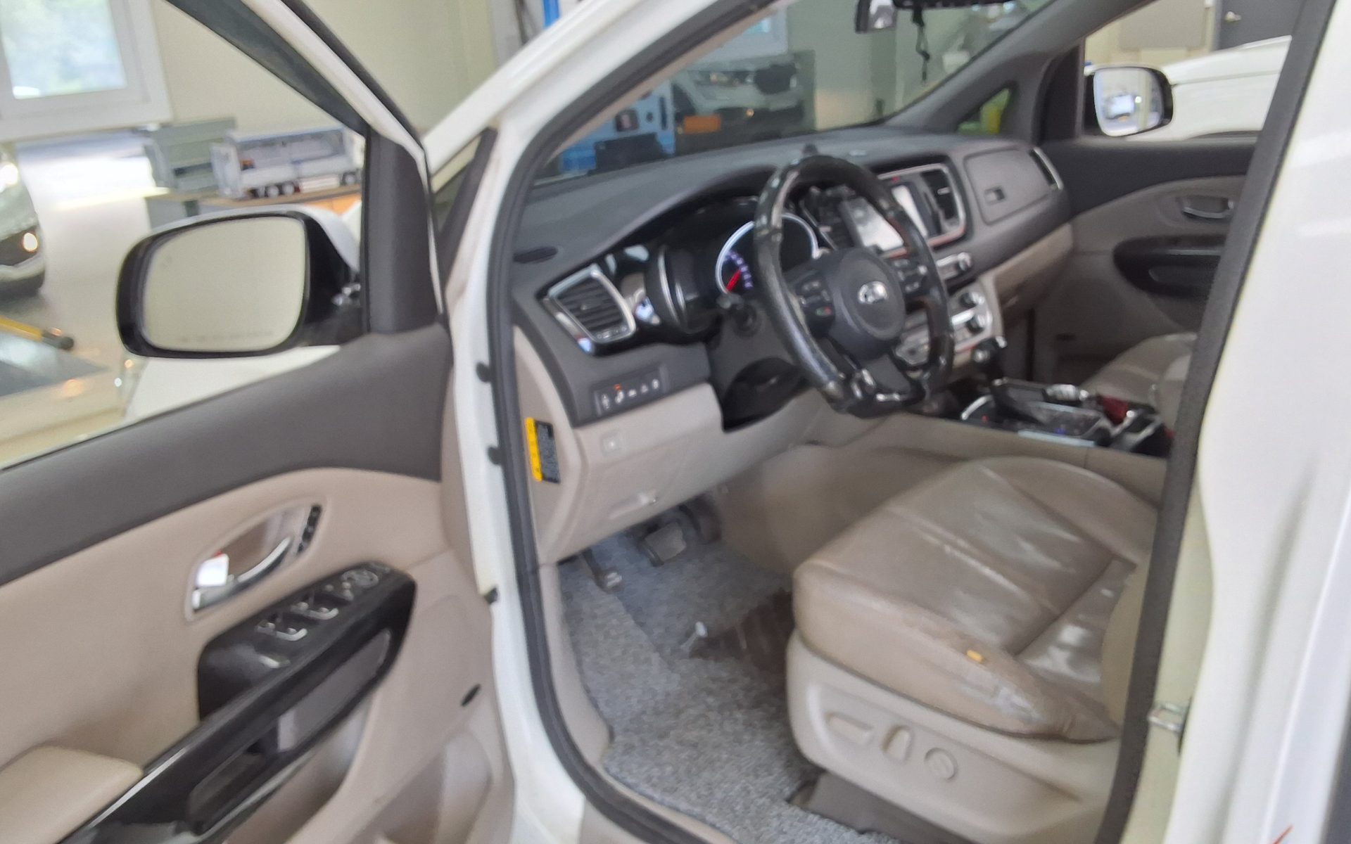 2015 - kia carnival
