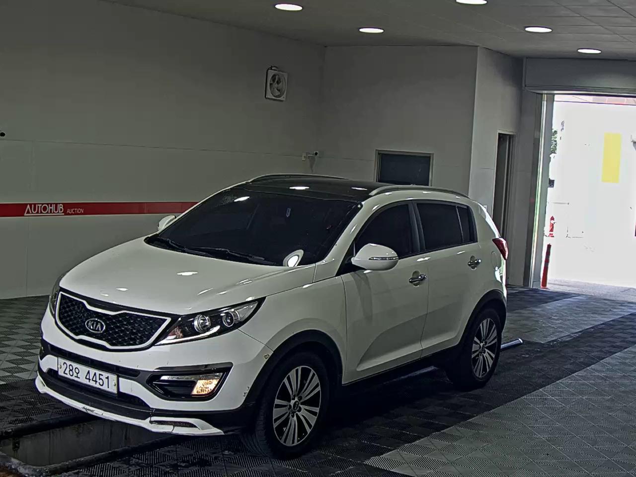 KIA SPORTAGE R