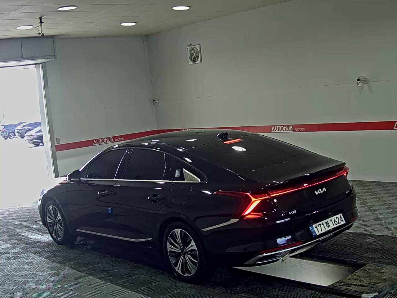 2022 - kia k8