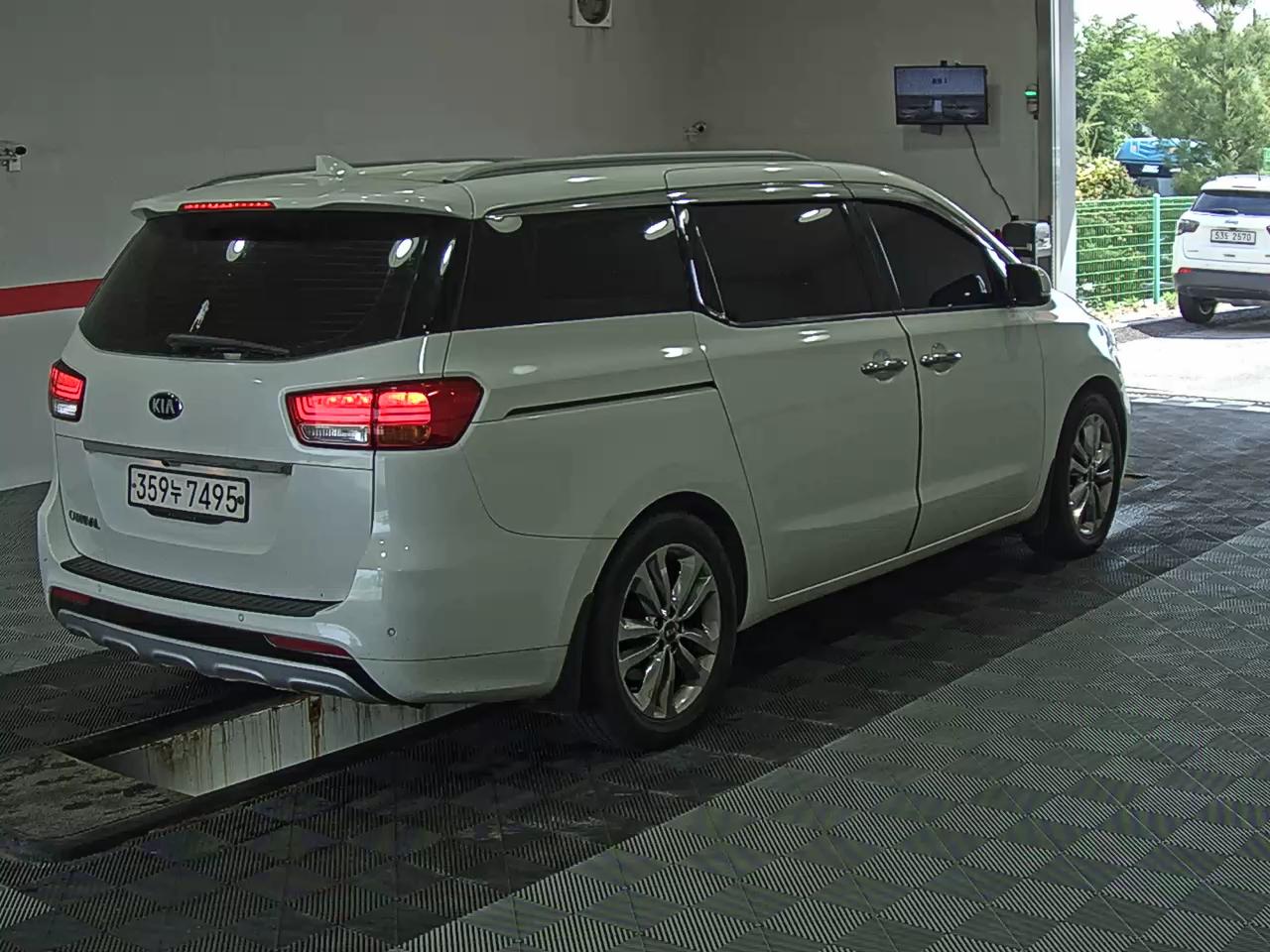 2015 - kia carnival