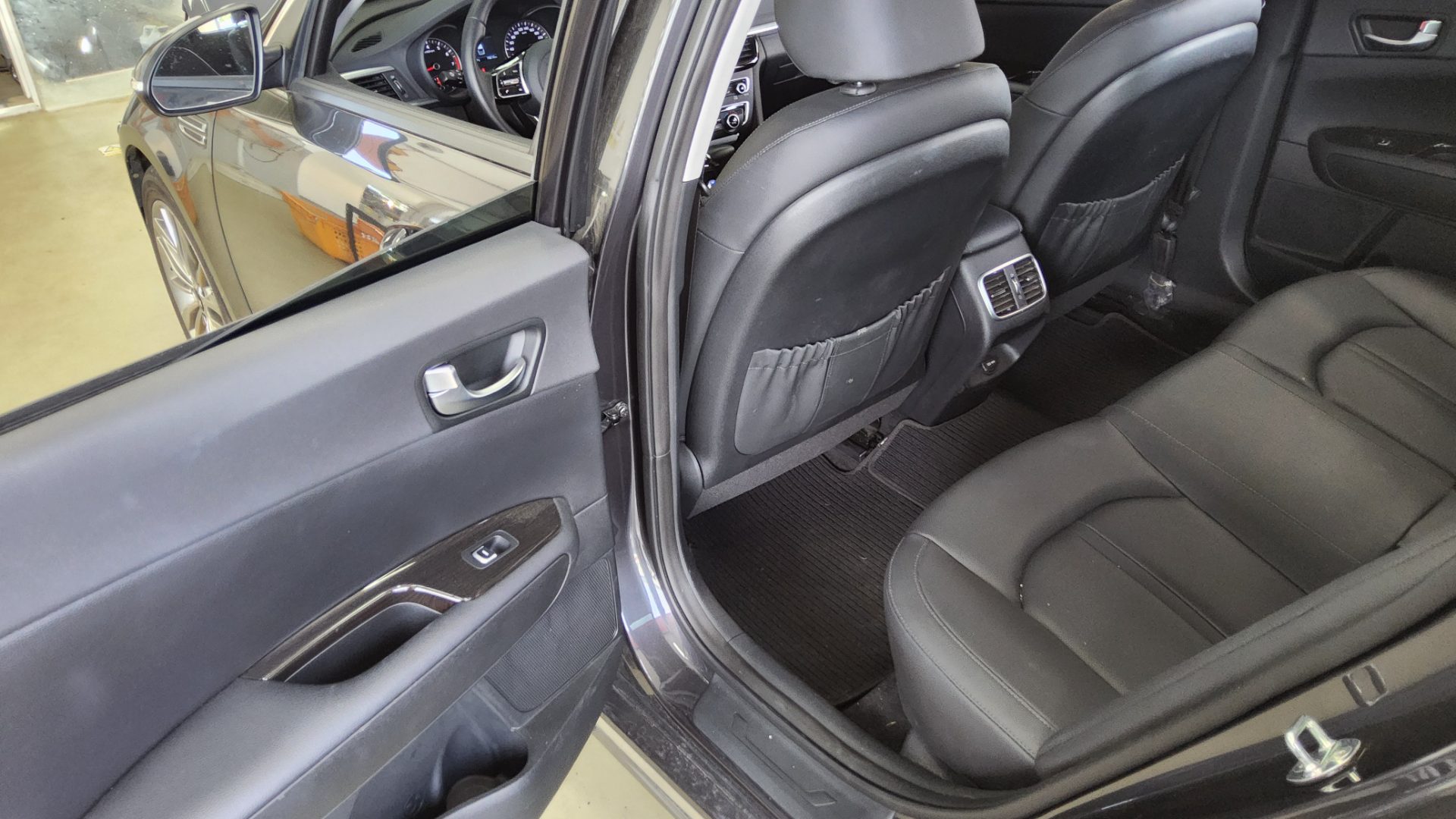 2019 - kia k5