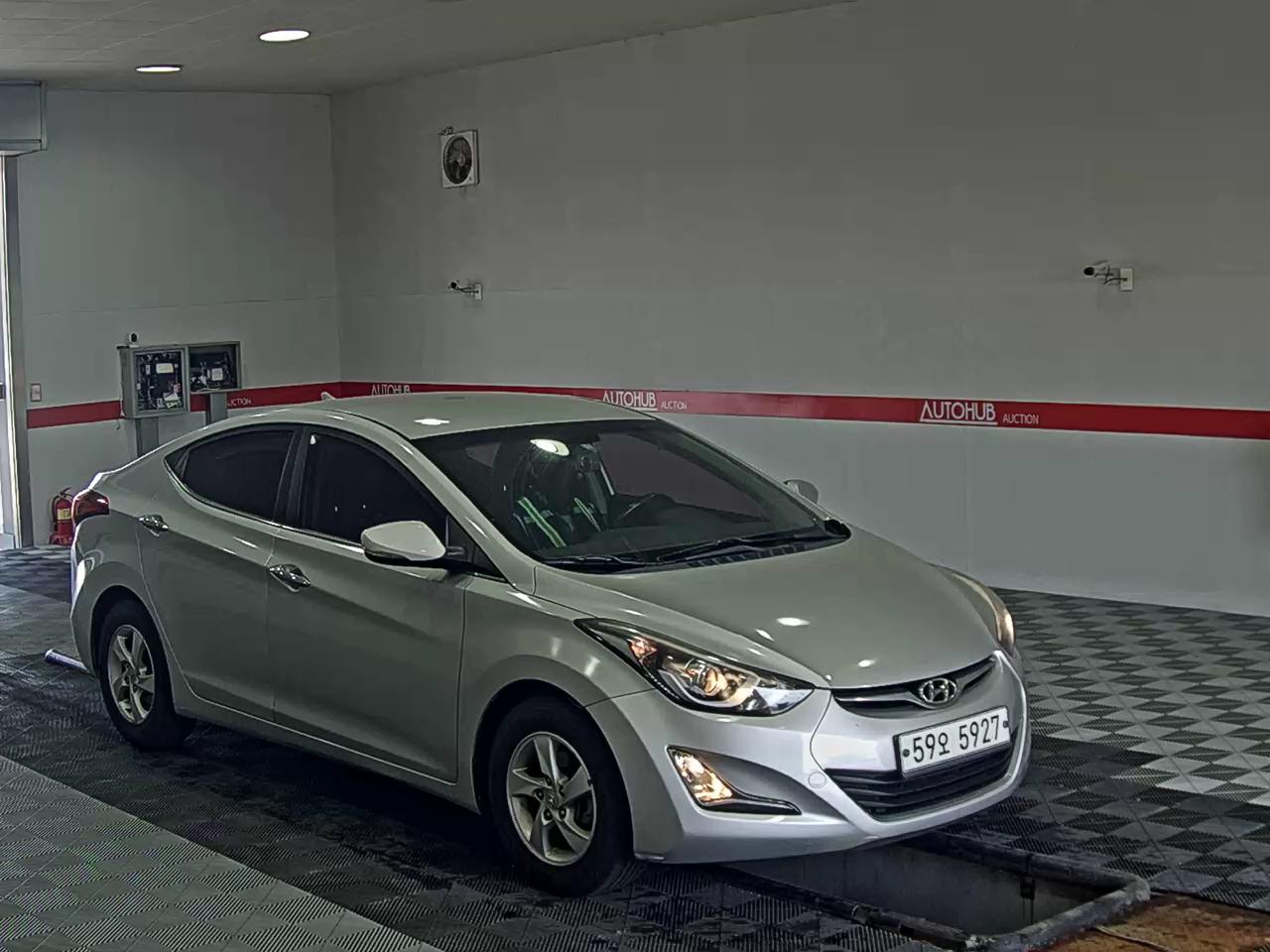 2015 - hyundai avante