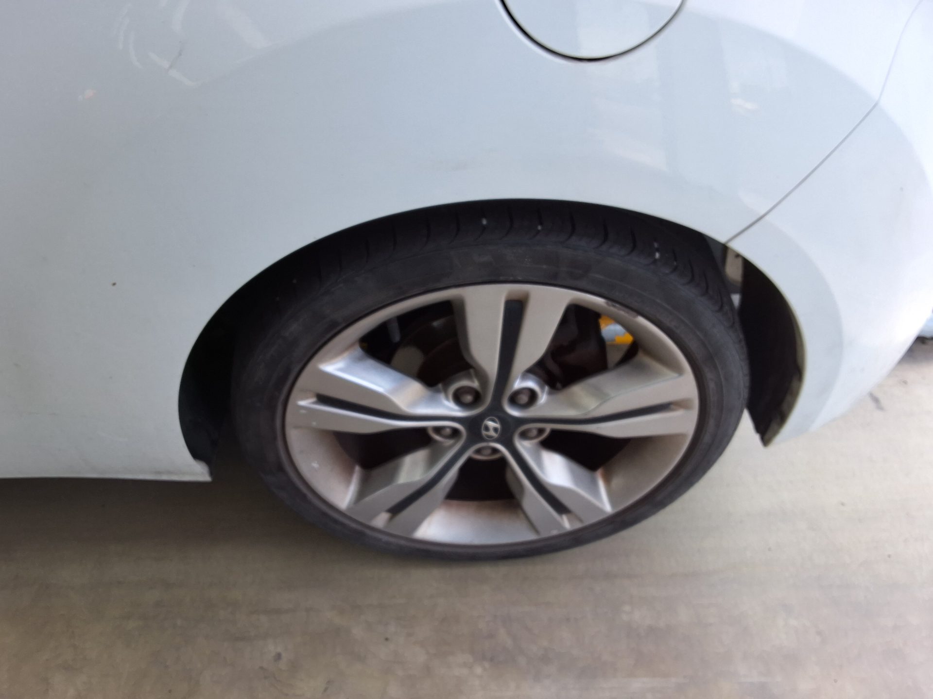 2013 - hyundai veloster