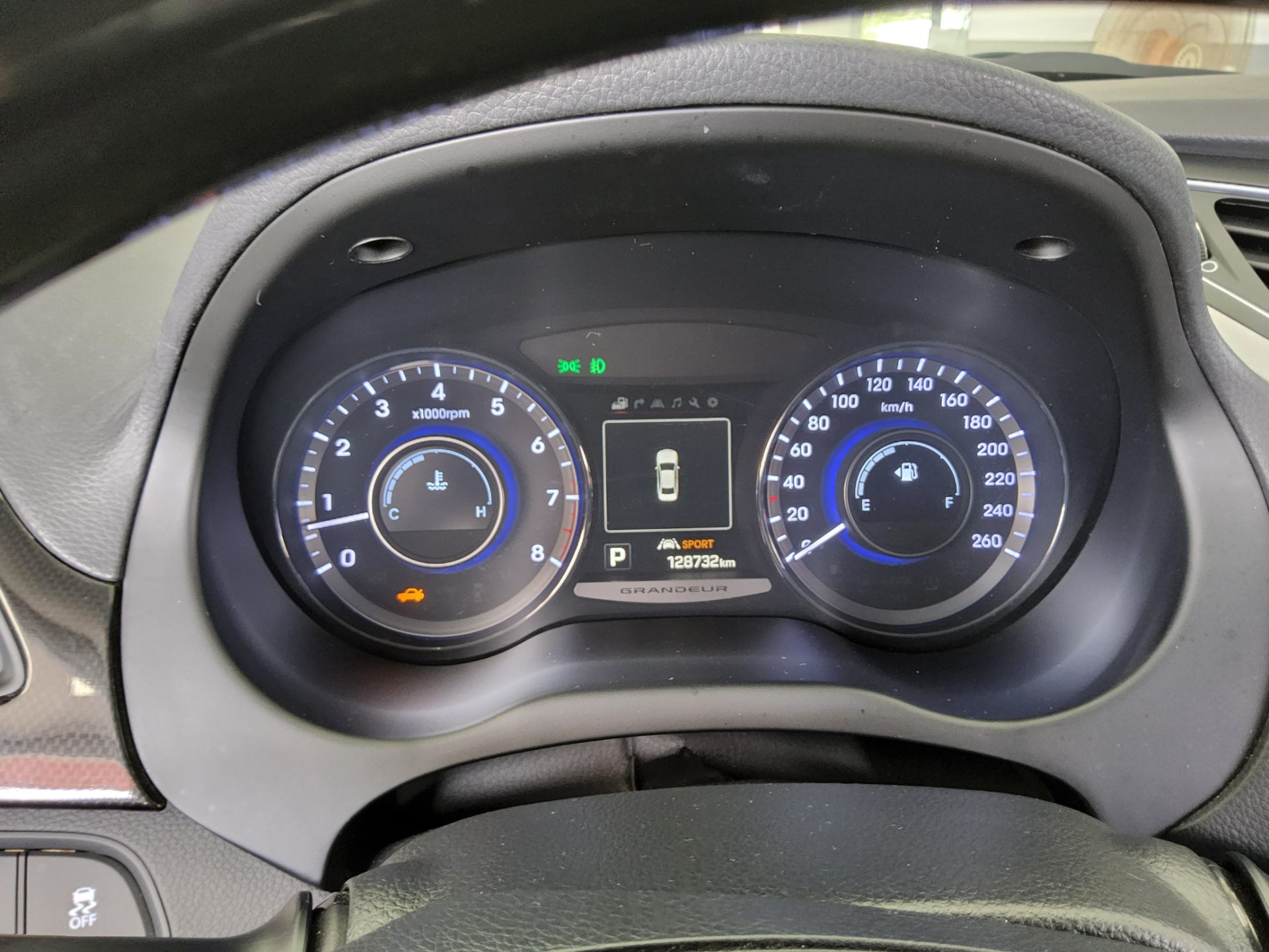 2016 - hyundai grandeur