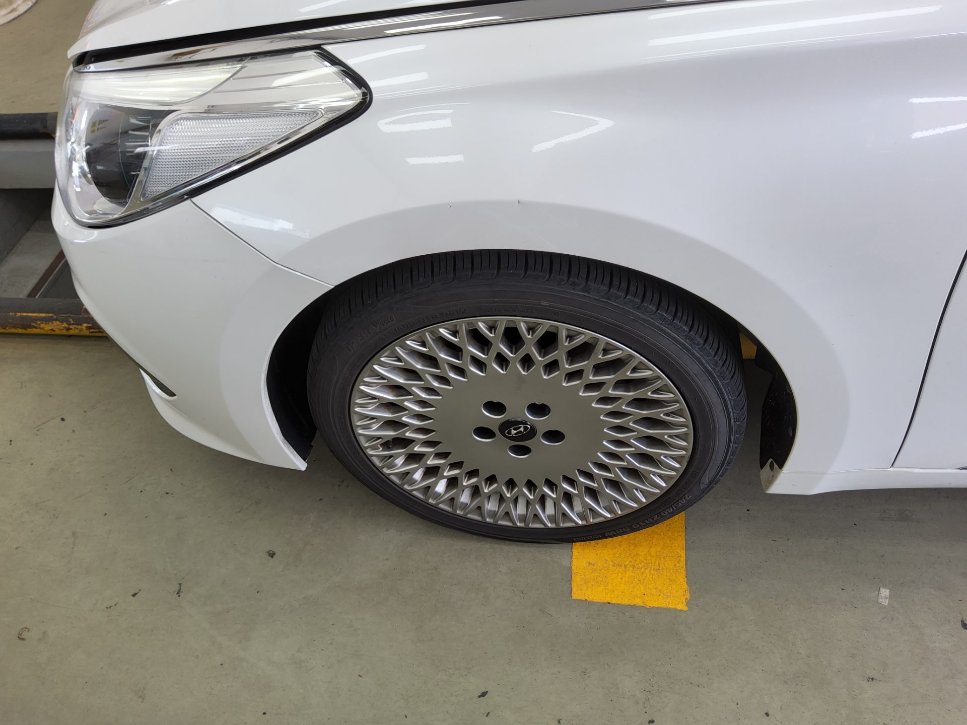 2016 - hyundai grandeur
