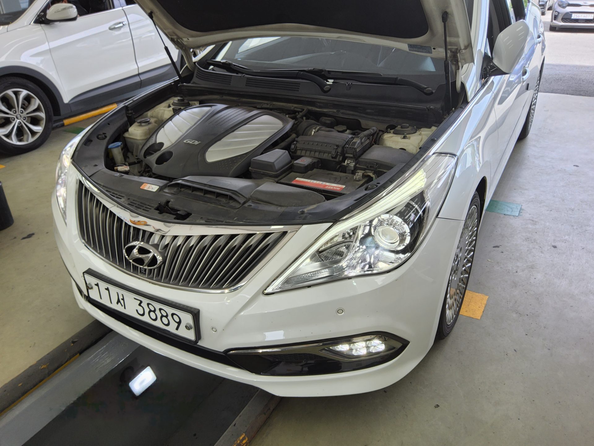 2016 - hyundai grandeur