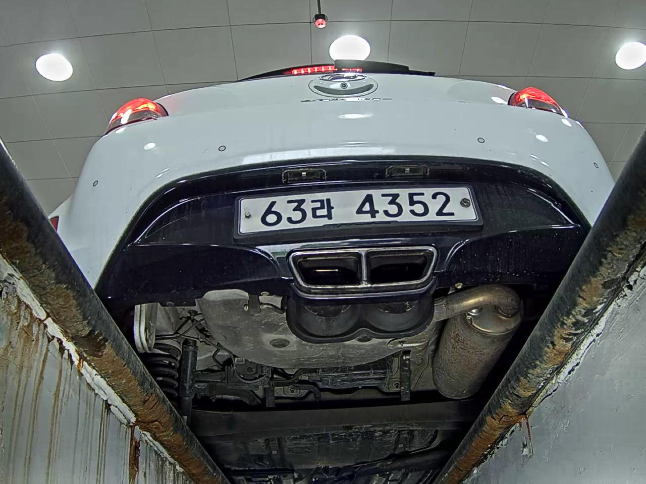 2013 - hyundai veloster