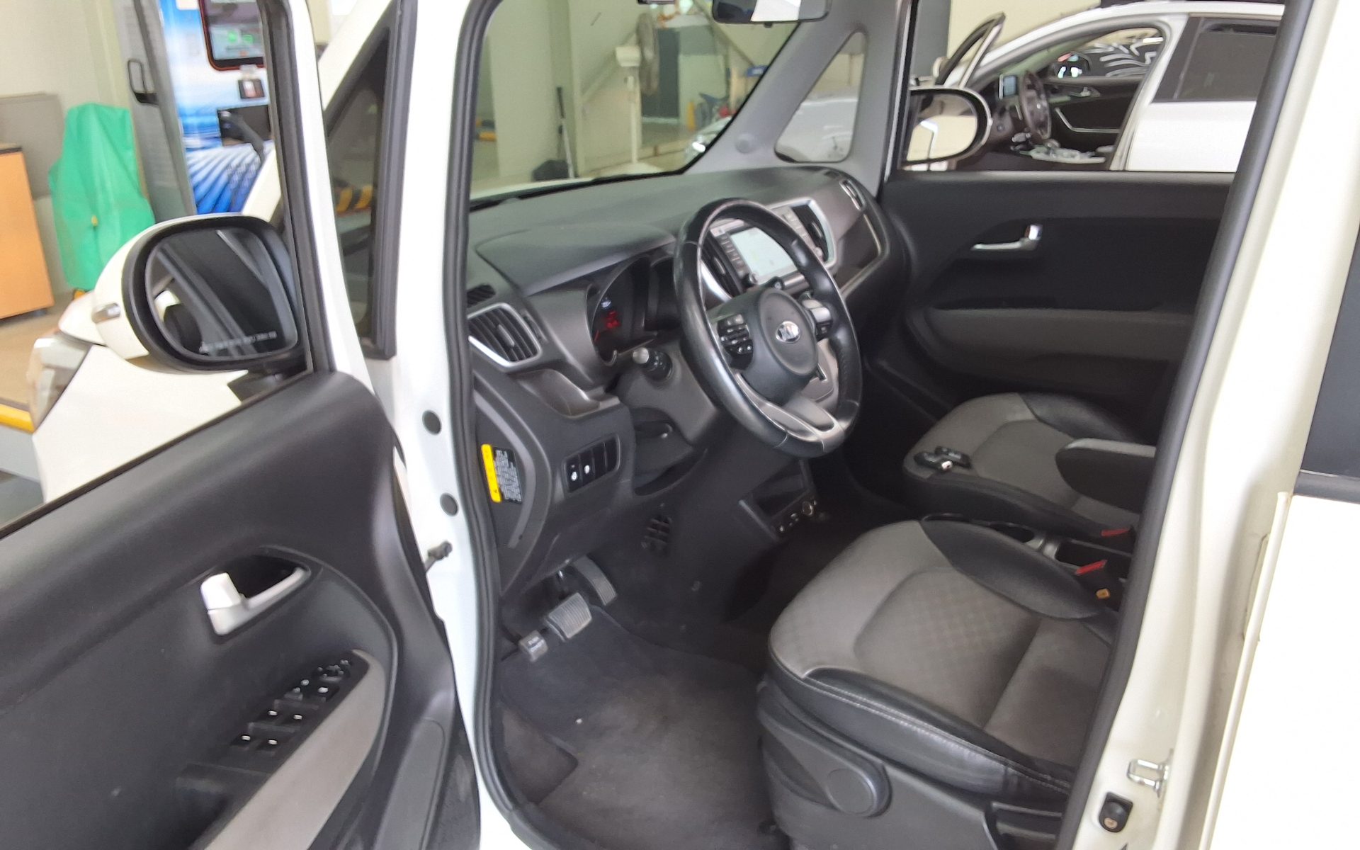 2019 - kia ray