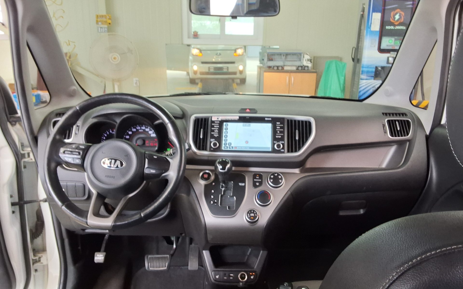 2019 - kia ray