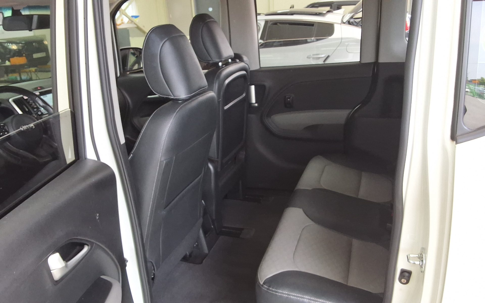 2019 - kia ray