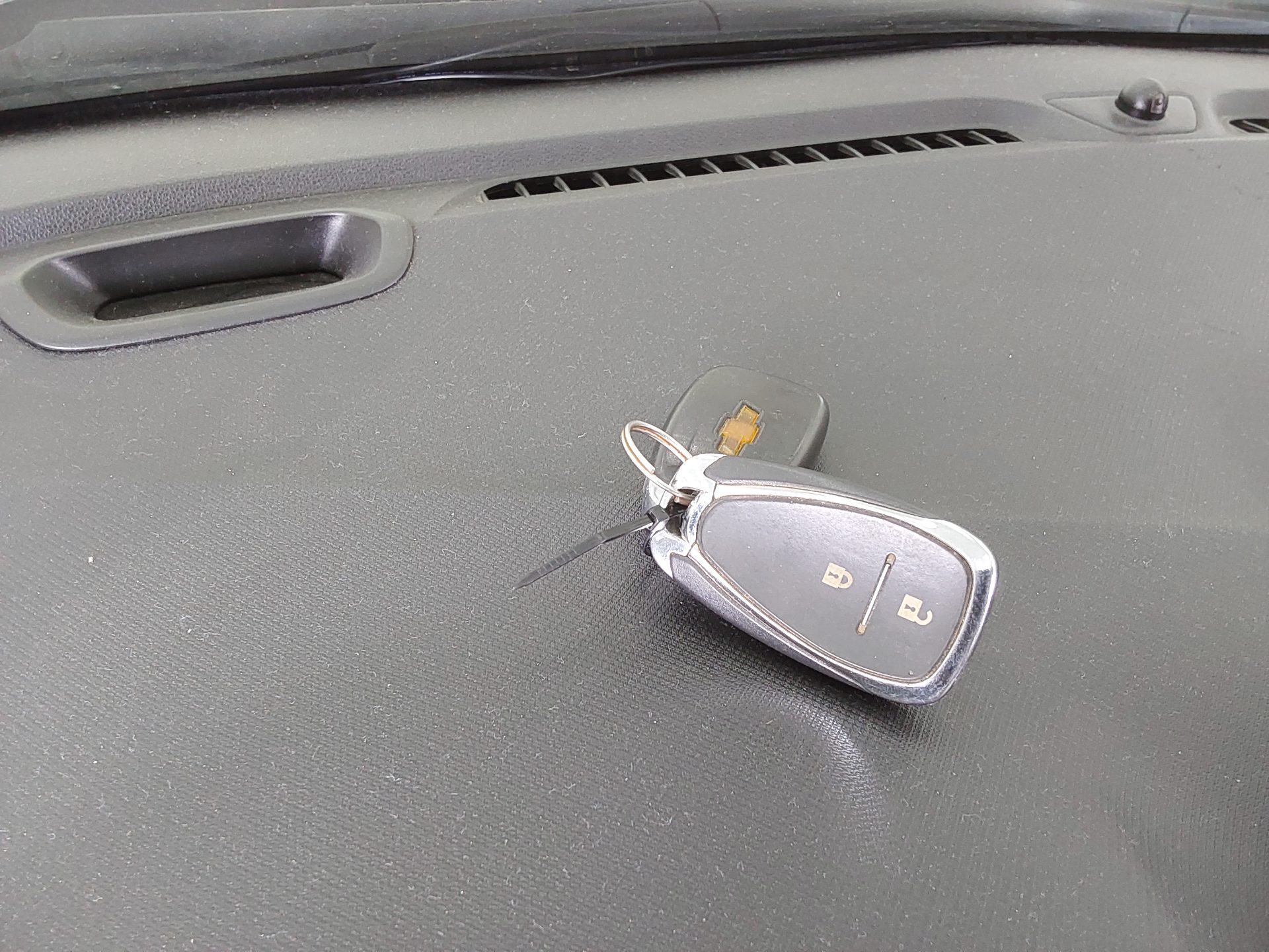 2016 - chevrolet spark