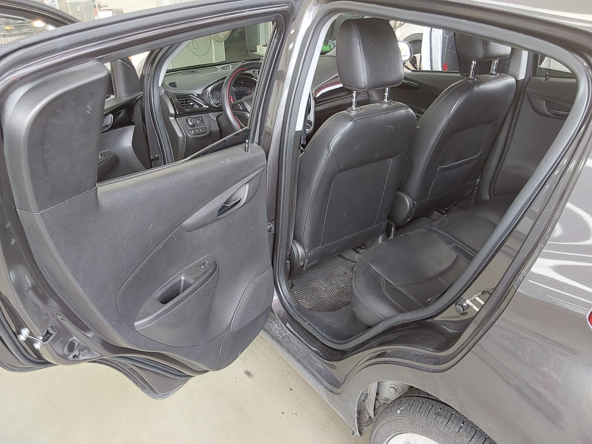 2016 - chevrolet spark