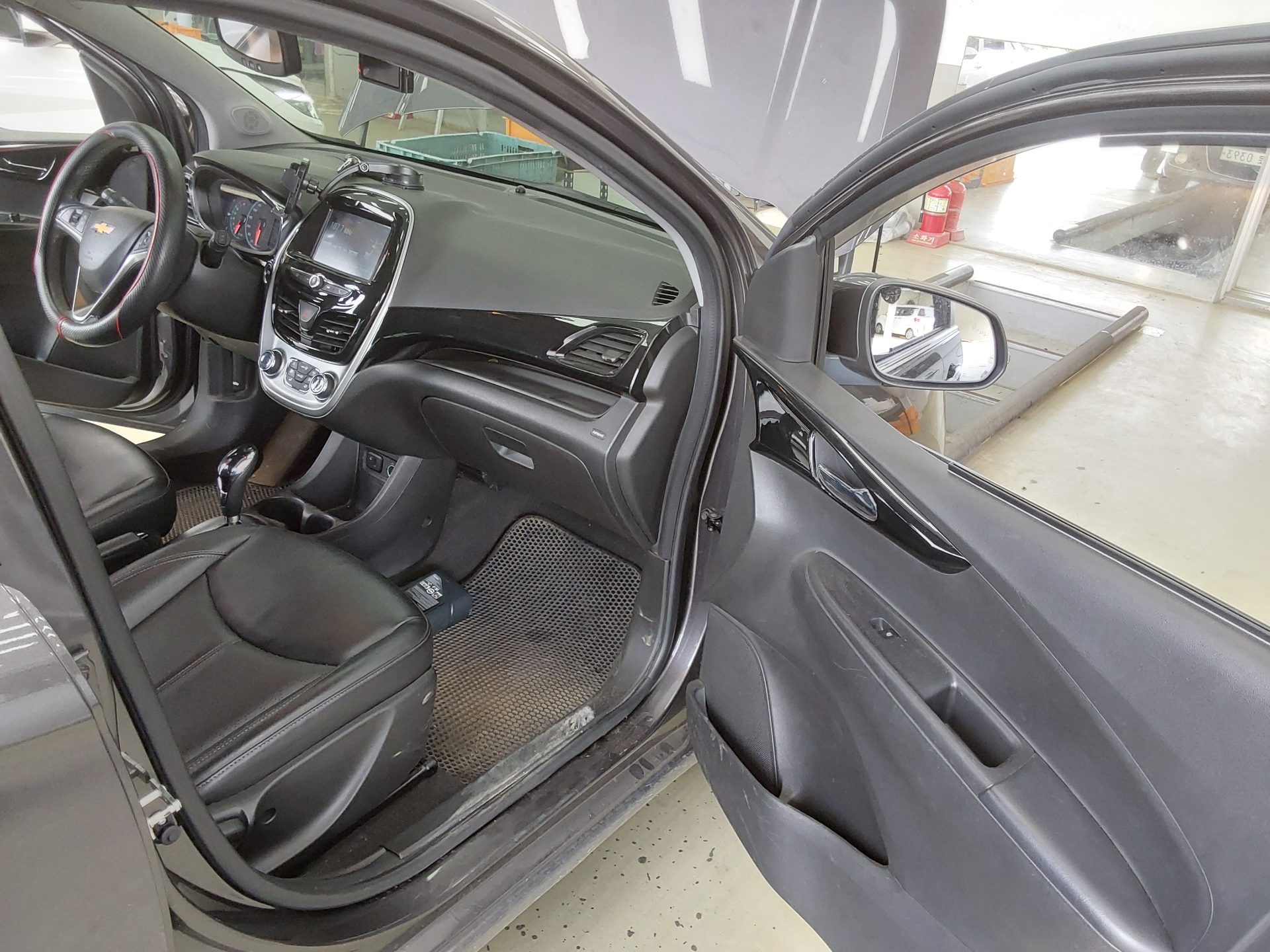 2016 - chevrolet spark