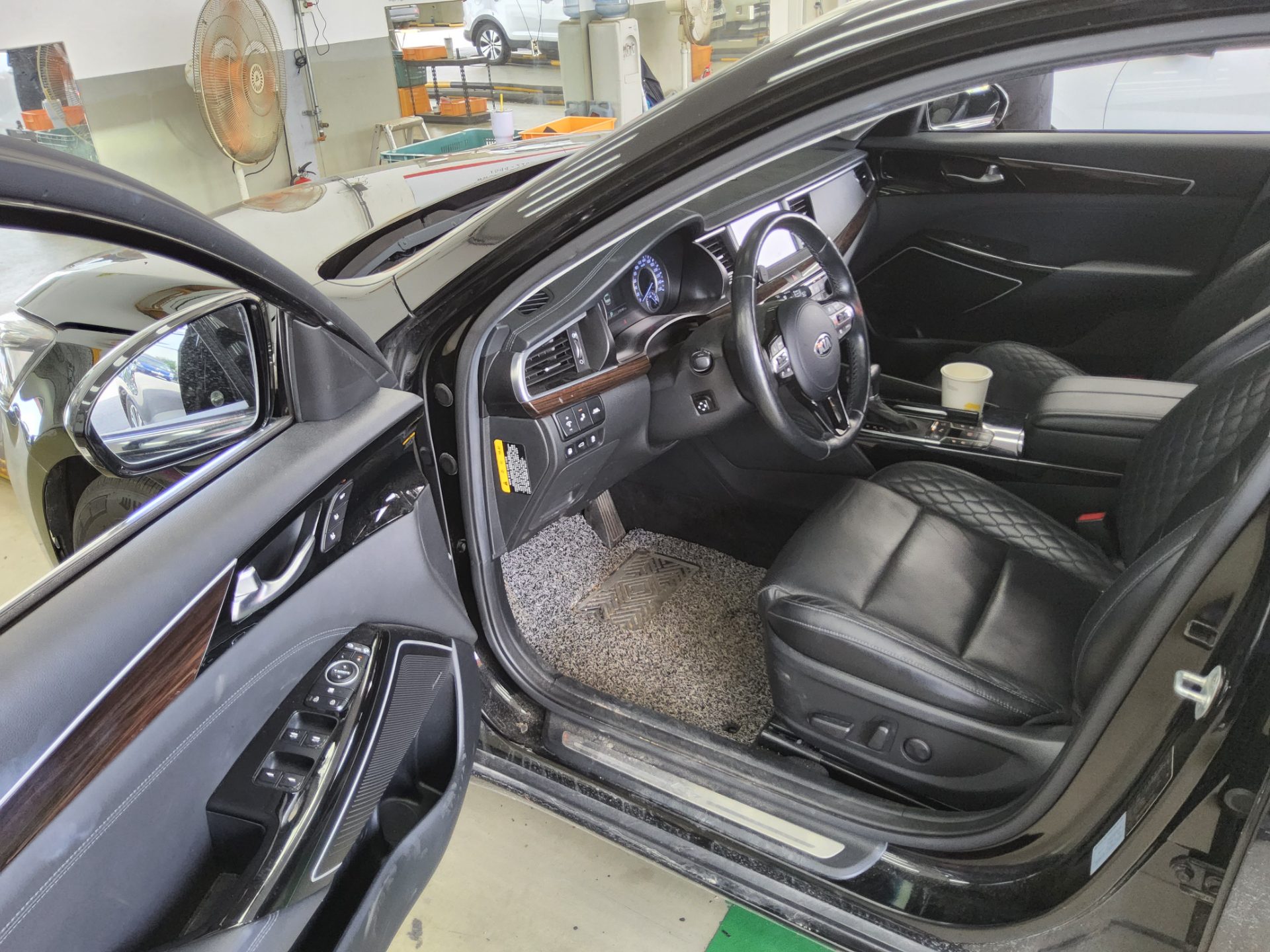 2019 - kia k7