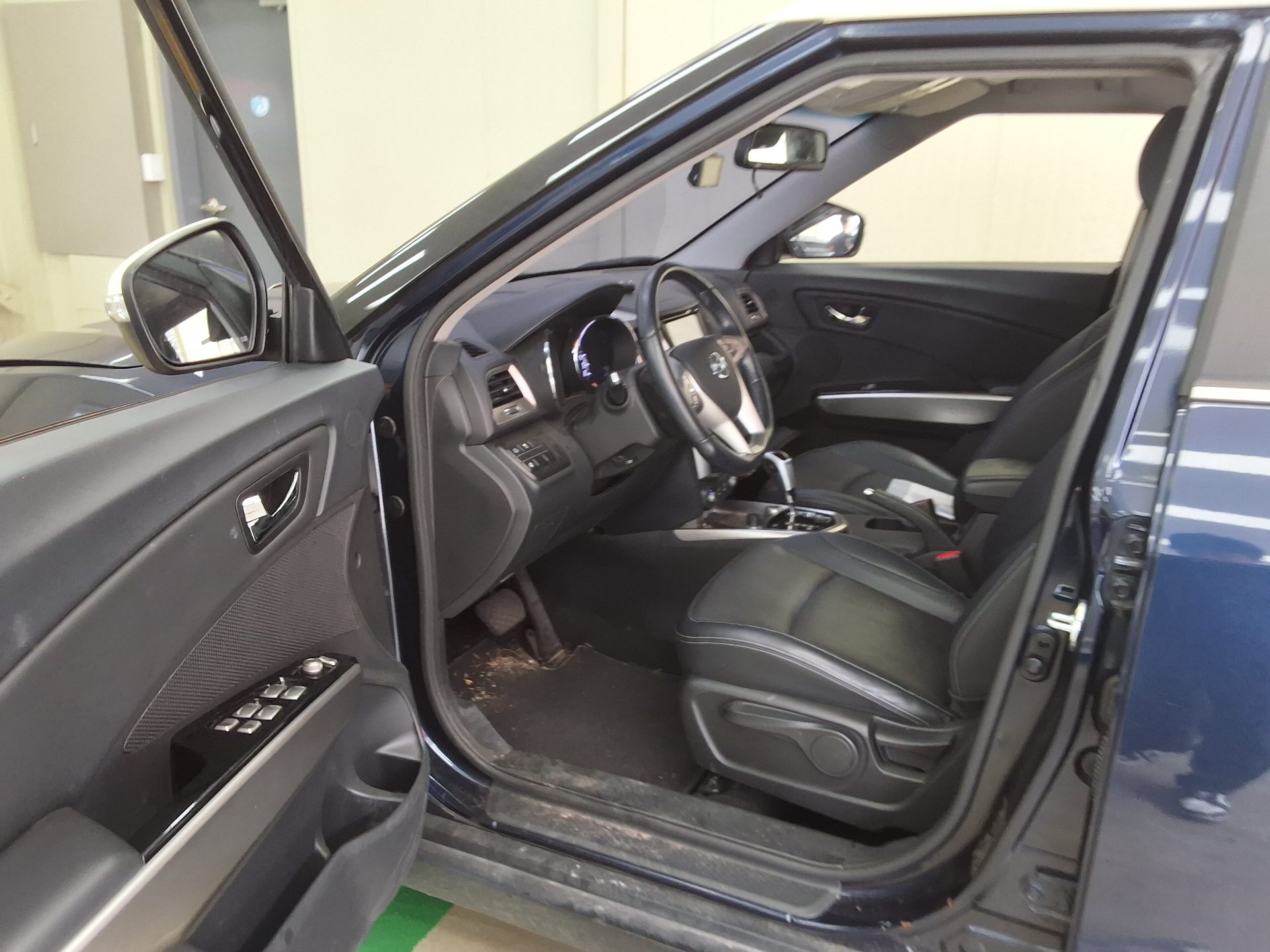 2016 - ssangyong tivoli
