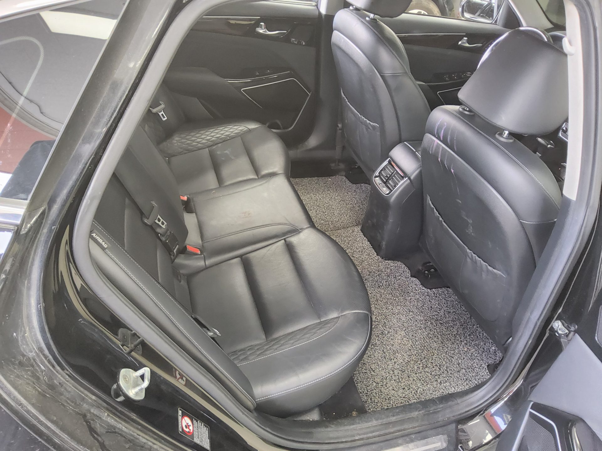 2019 - kia k7