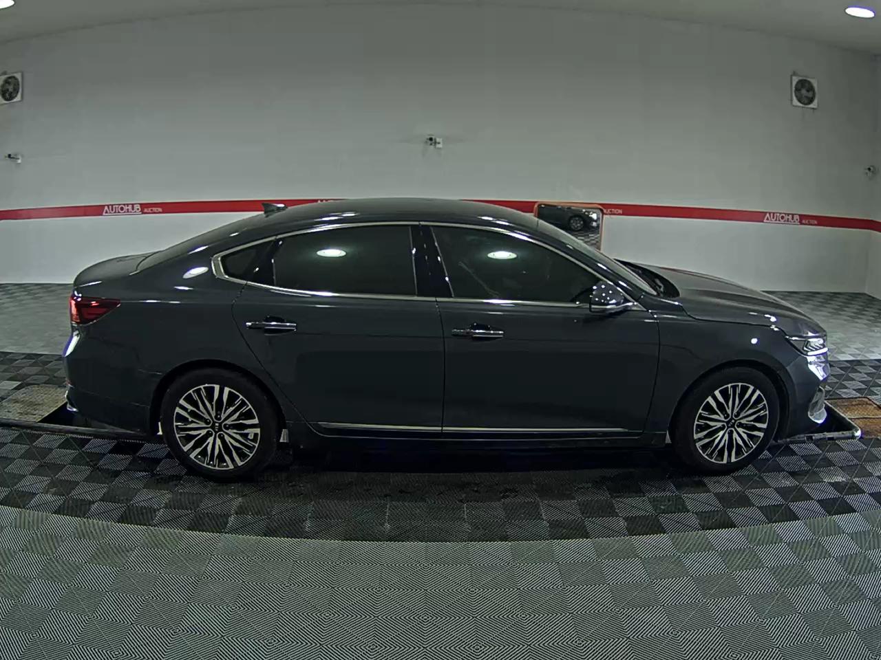 2020 - kia k7
