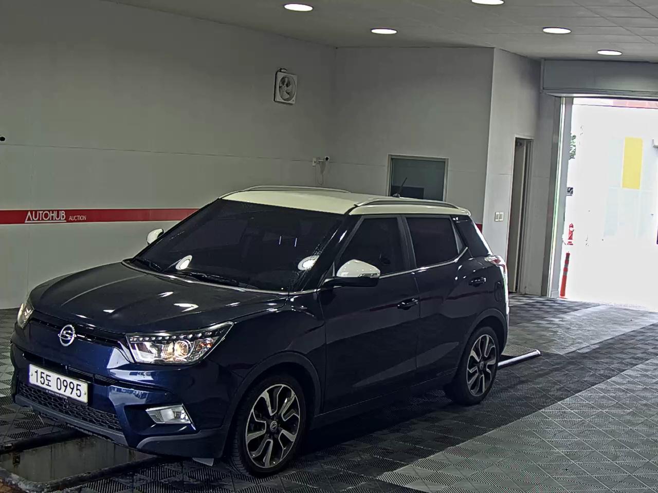 KG MOBILITY (SSANGYONG) TIVOLI LX MODEL