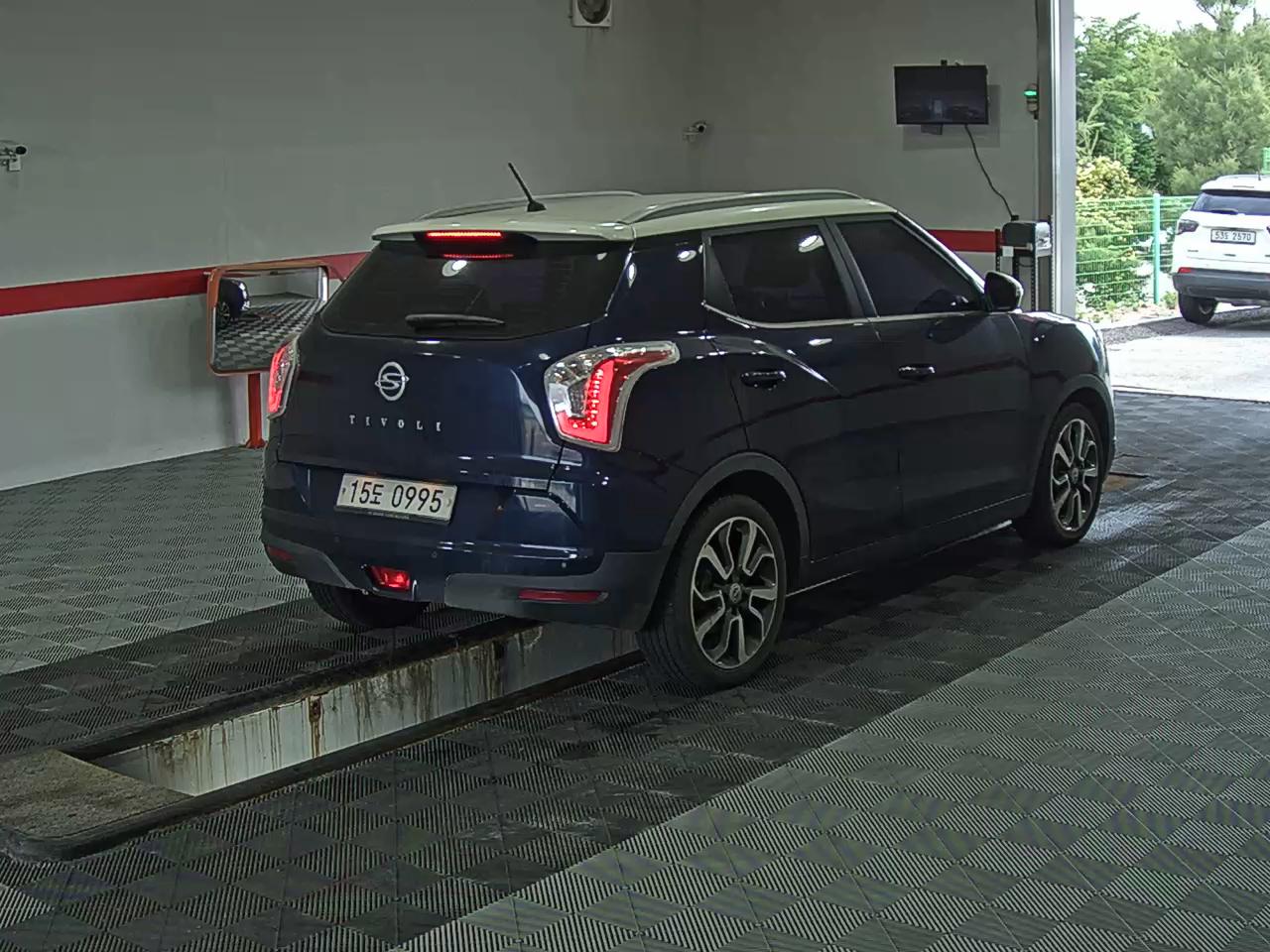 2016 - ssangyong tivoli