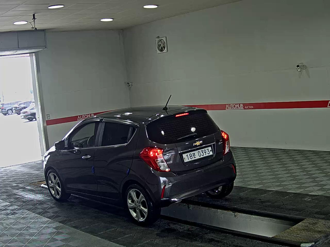 2016 - chevrolet spark