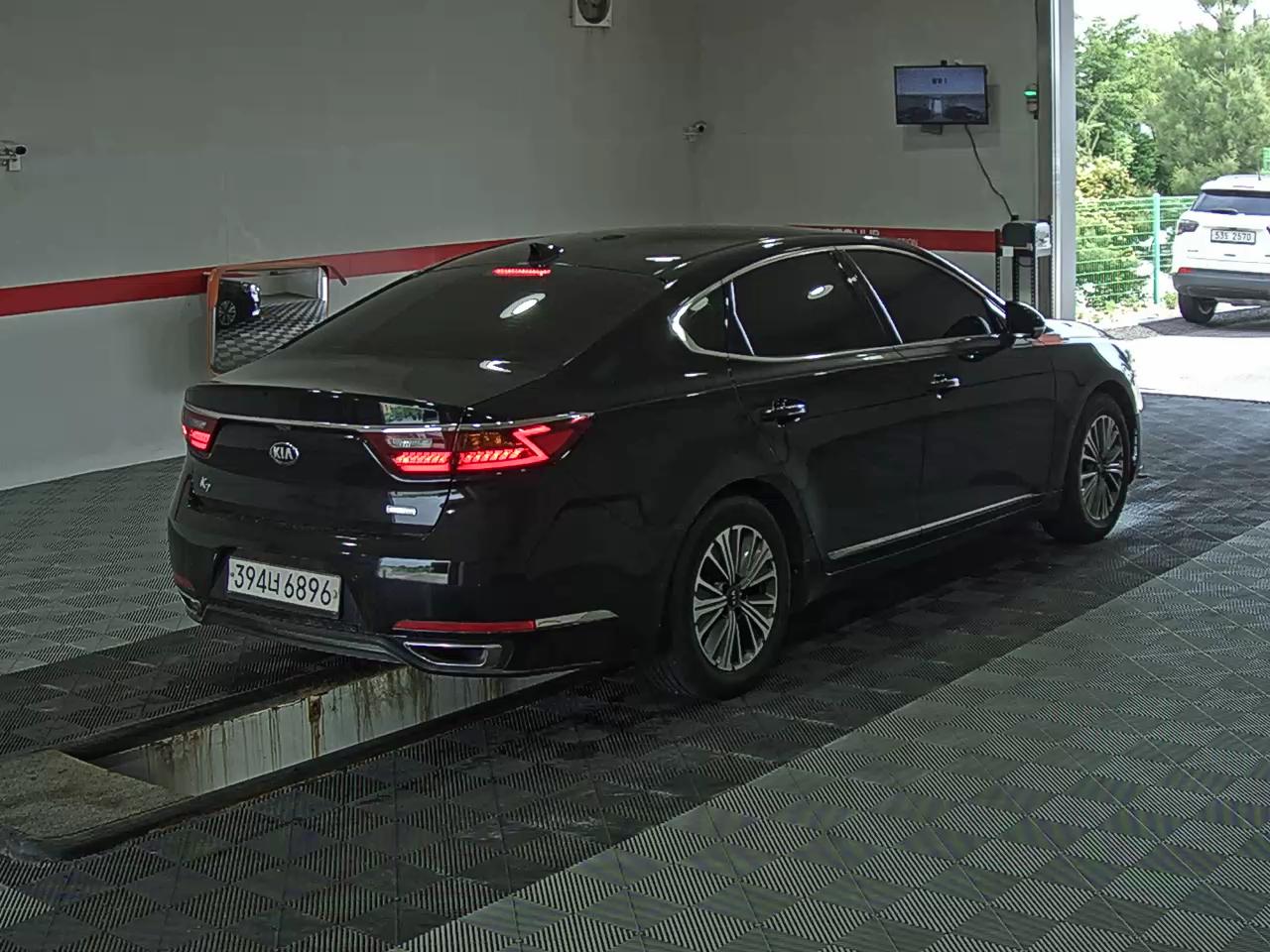 2019 - kia k7