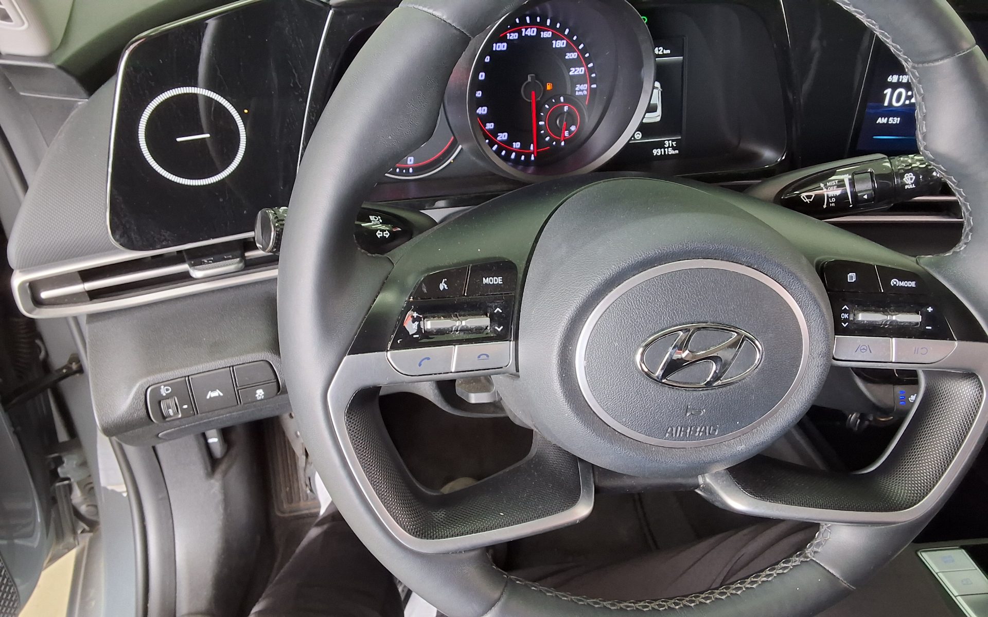 2022 - hyundai avante
