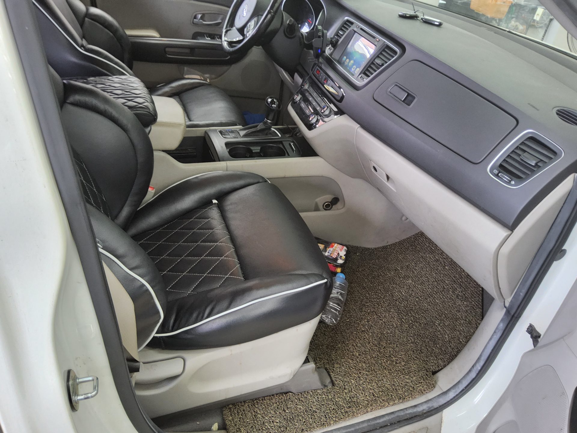 2015 - kia carnival