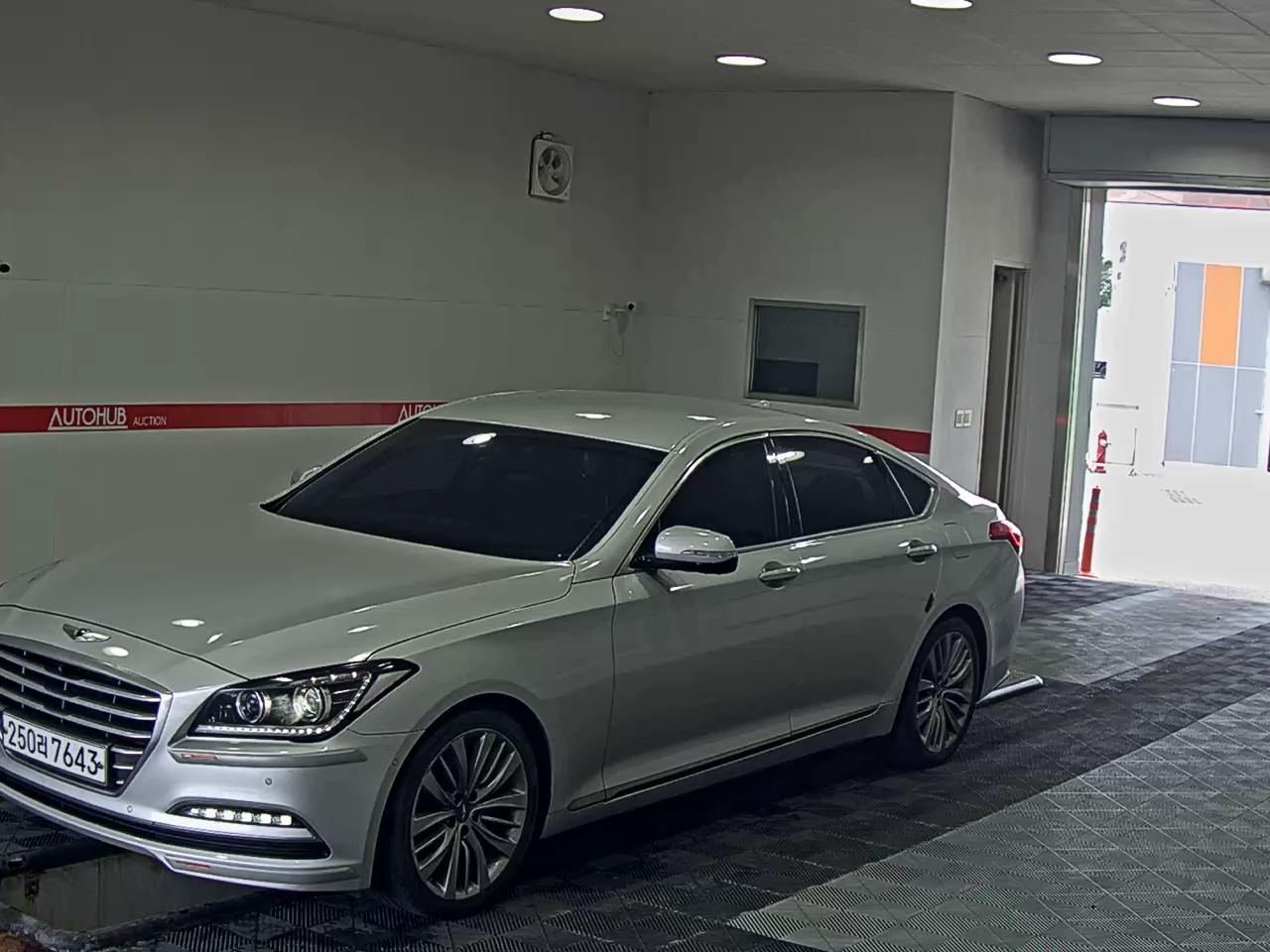 HYUNDAI GENESIS DH G380