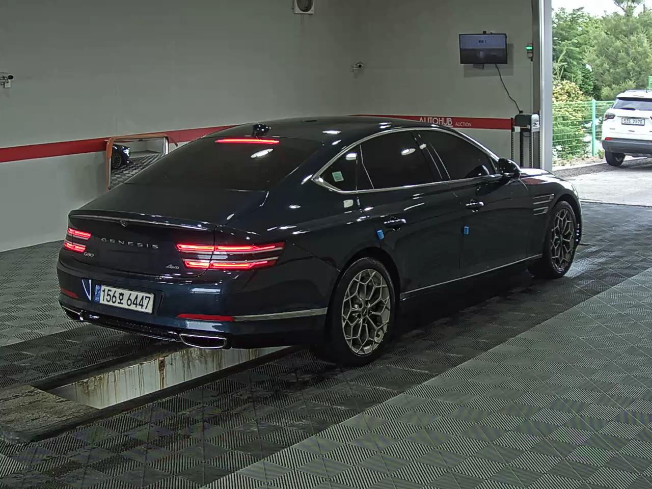 2022 - genesis g80