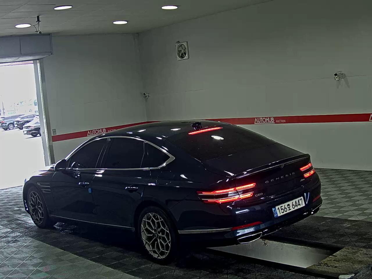 2022 - genesis g80