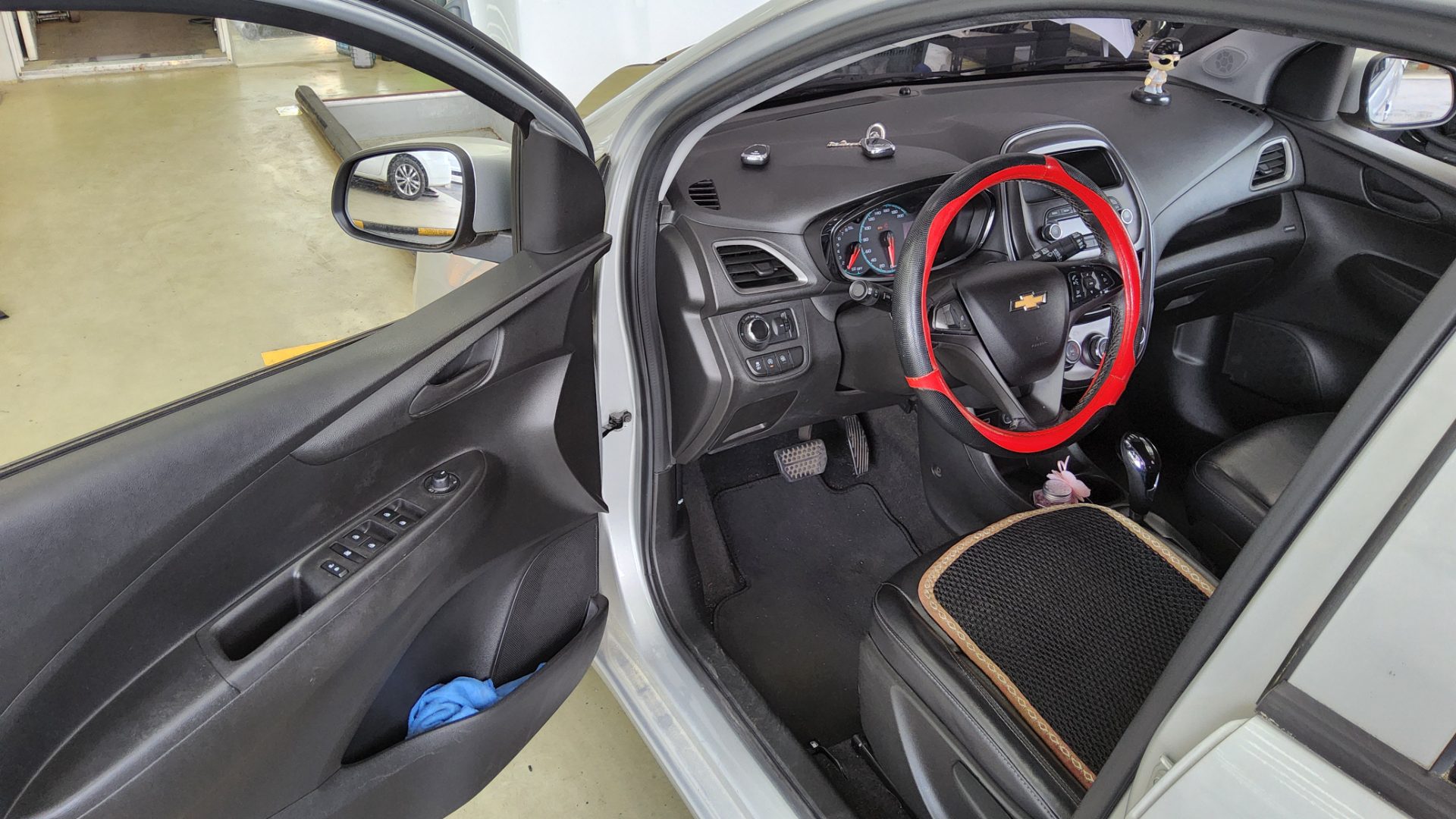 2019 - chevrolet spark