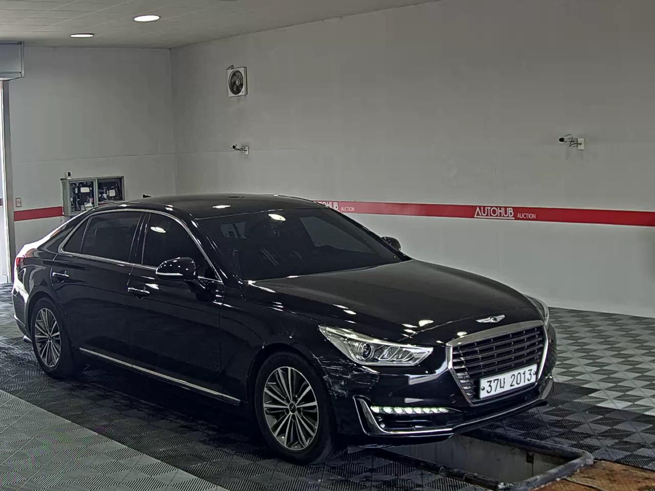 2016 - genesis eq900