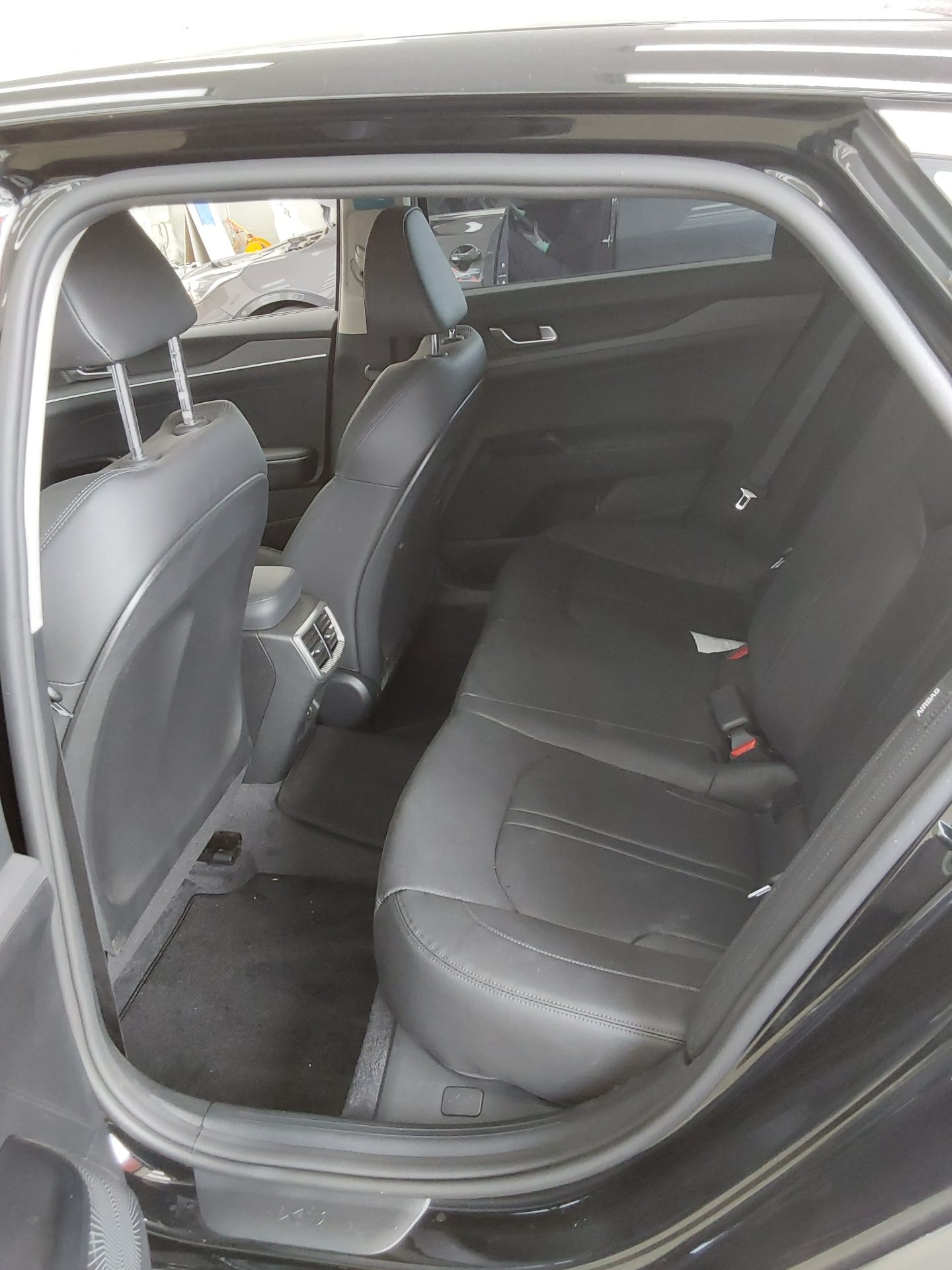 2023 - kia k5