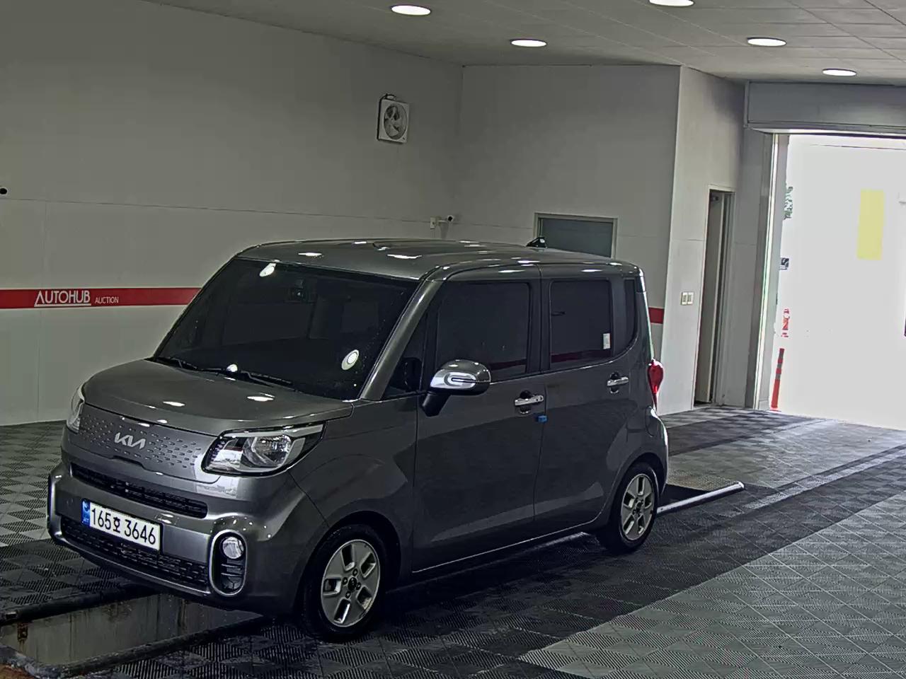 2022 - kia ray