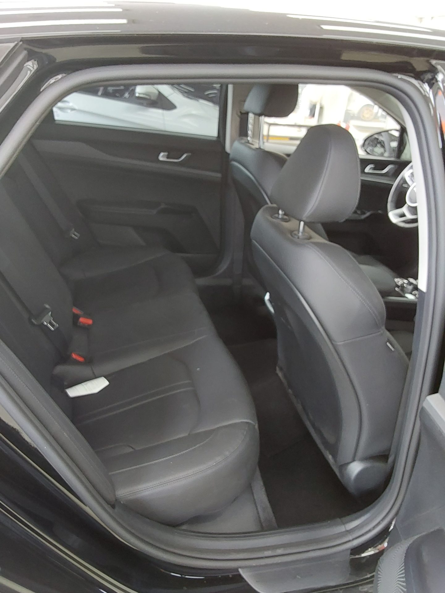 2023 - kia k5