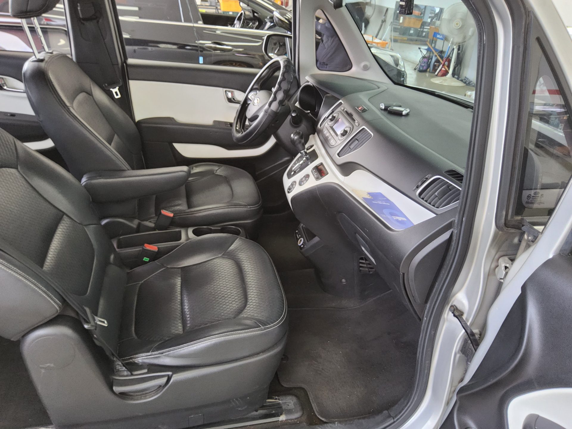 2012 - kia ray