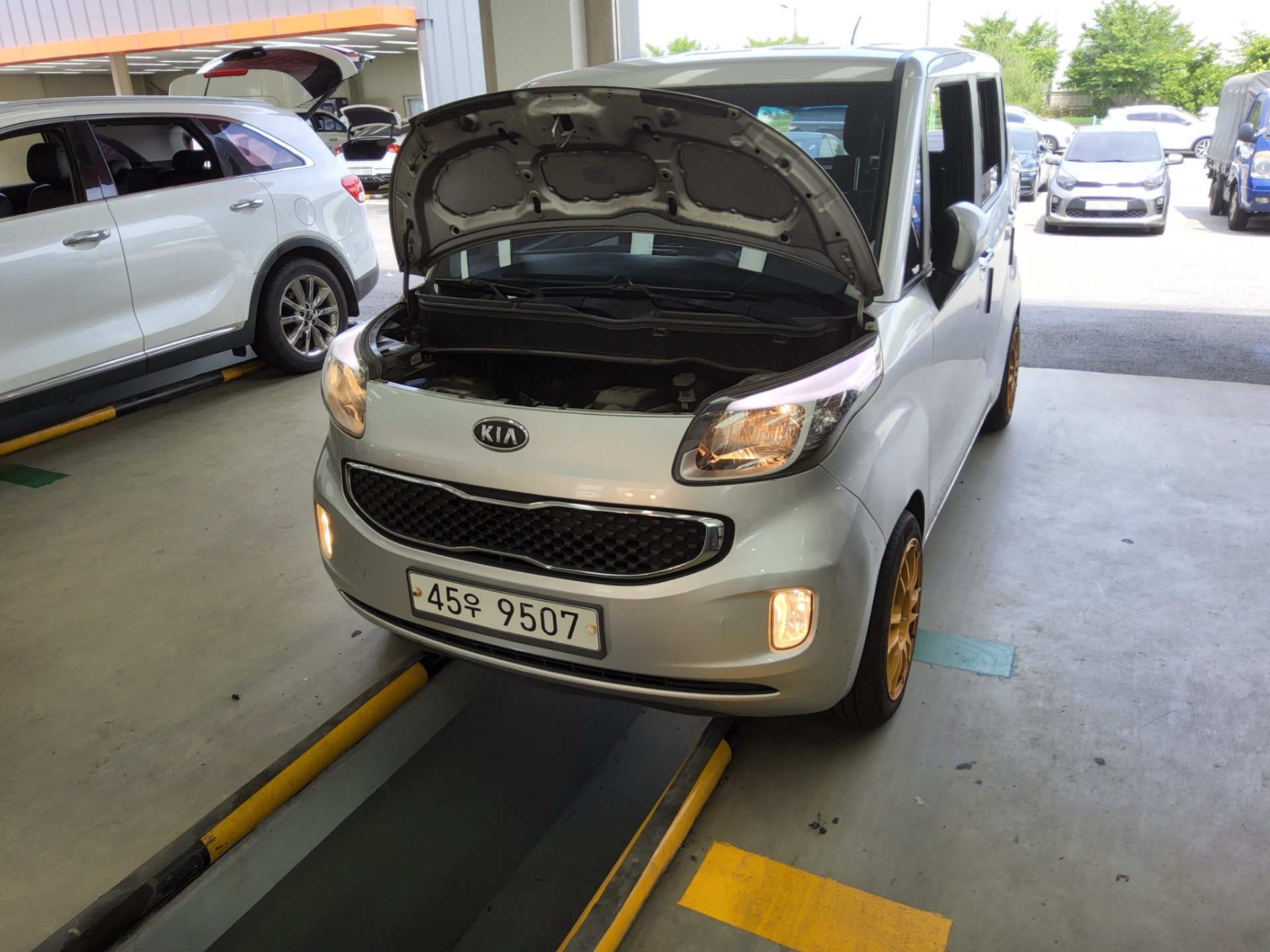 2012 - kia ray