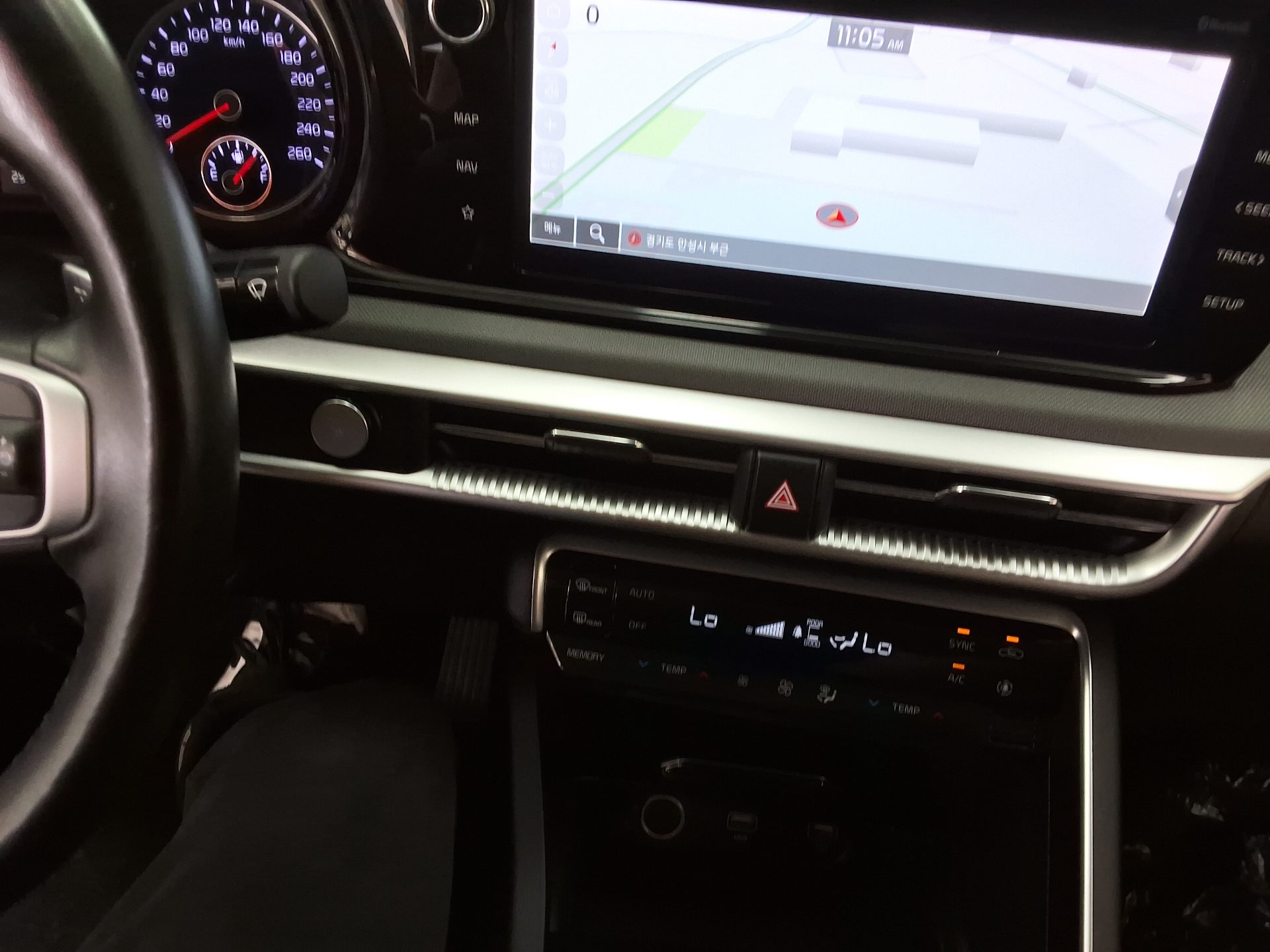2022 - kia k5